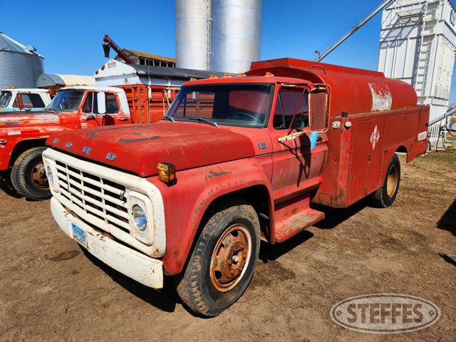 1975 Ford F600